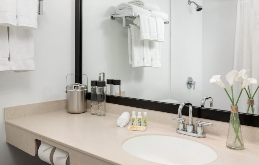 Studio Allston Hotel