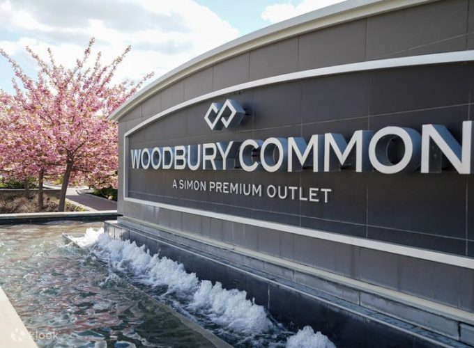 Woodbury Common Outlet Mall Shopping Tour